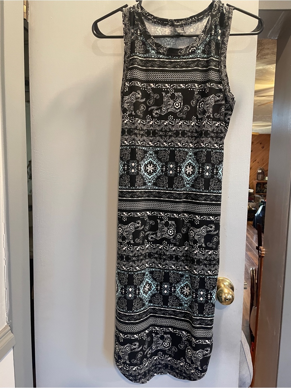 Rue21 Black and White Patterned Sleeveless elephant pattern dress size M